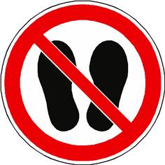 Panneau interdiction de marcher ou stationner à cet endroit ISO 7010 - P024