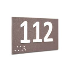 Numéro de porte en relief et braille - H 50 x L 100 mm - Gamme Touchy